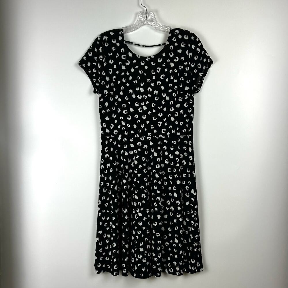 Gilli Nancy Faux Printed Black White Knee Length Dress Scoop Back Womens Sz L - Picture 3 of 11